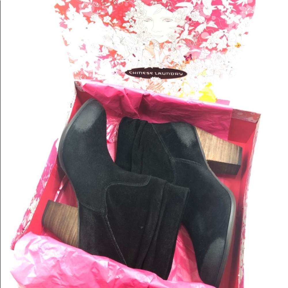 Chinese Laundry Under Cover Suede Black Bo…